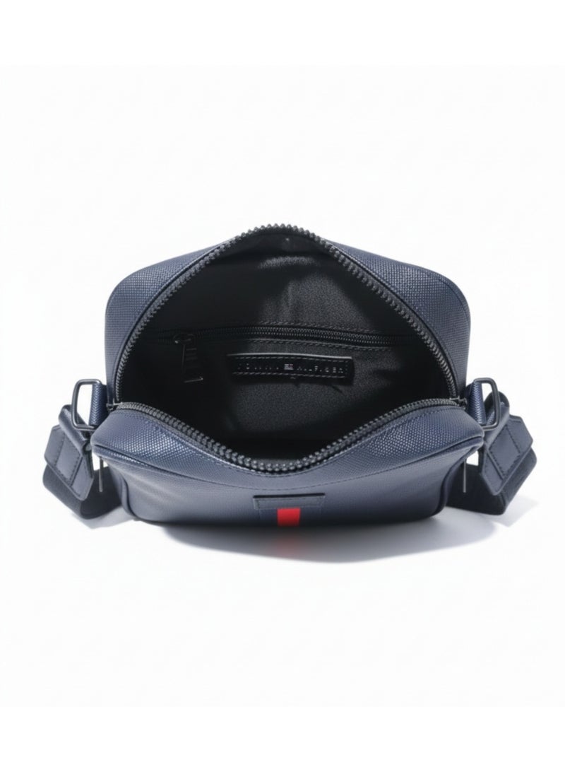 Tommy Hilfiger Denim Tommy Hilfiger Men’s Navy Crossbody Bag - Image 4